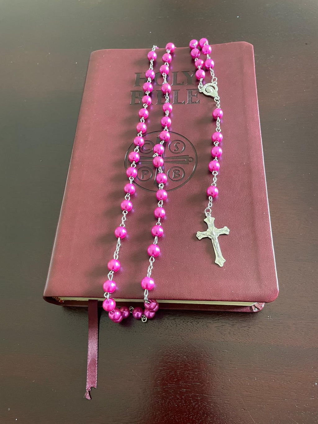 Rosaryong may Beaded na Pekeng Perlas - Plum