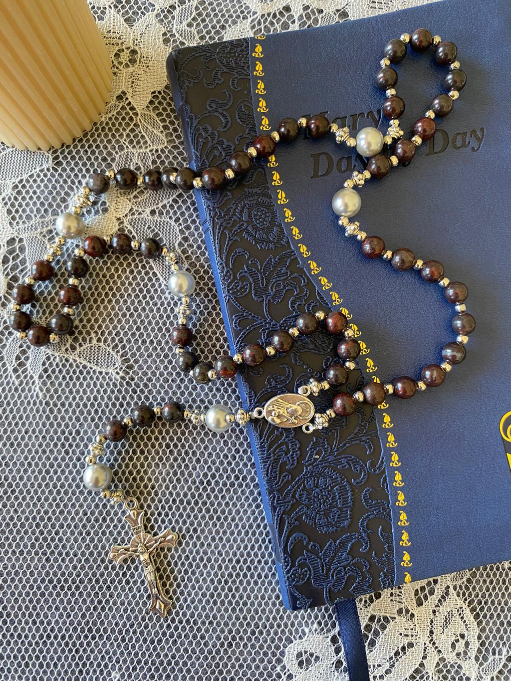 Rosaryo na may Beaded na Natural na Bato - Pulang bato