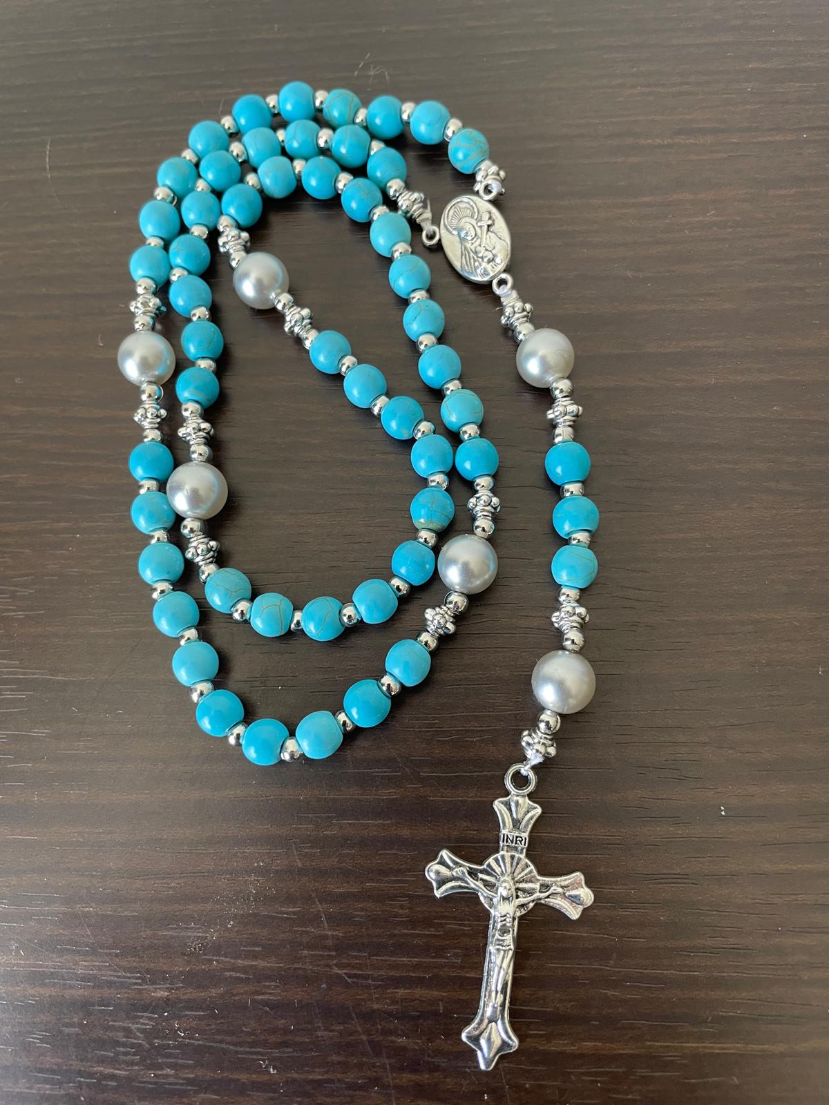 مسبحة من الخرز المصنوع من الحجر الطبيعي - الفيروز