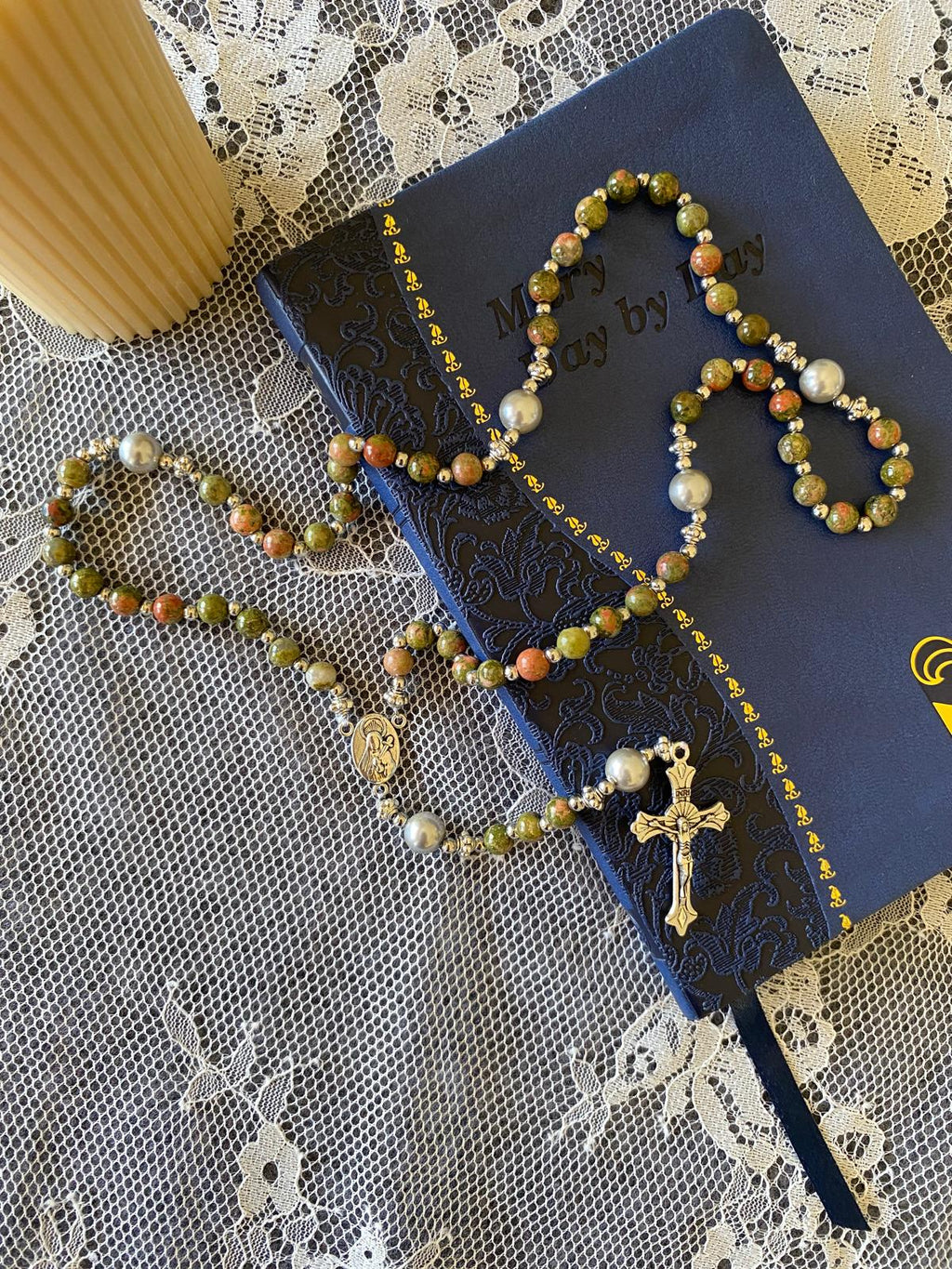 Rosaryo na may Beads na Natural na Bato - Unakite