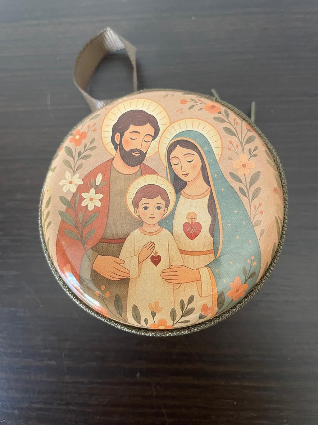 حقيبة مستديرة للعائلة المقدسة